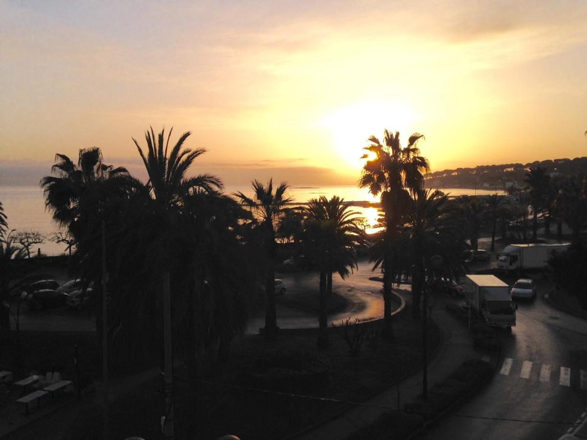 Le Ponteil Plage Antibes Exterior foto